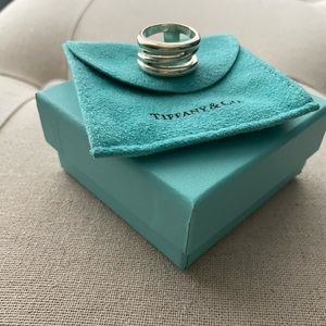 Tiffany ring